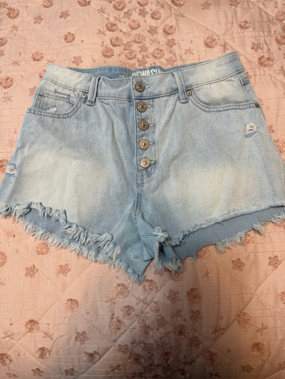 Rewash Super High-Rise Vintage Reunion Button-Fly Denim Shorts